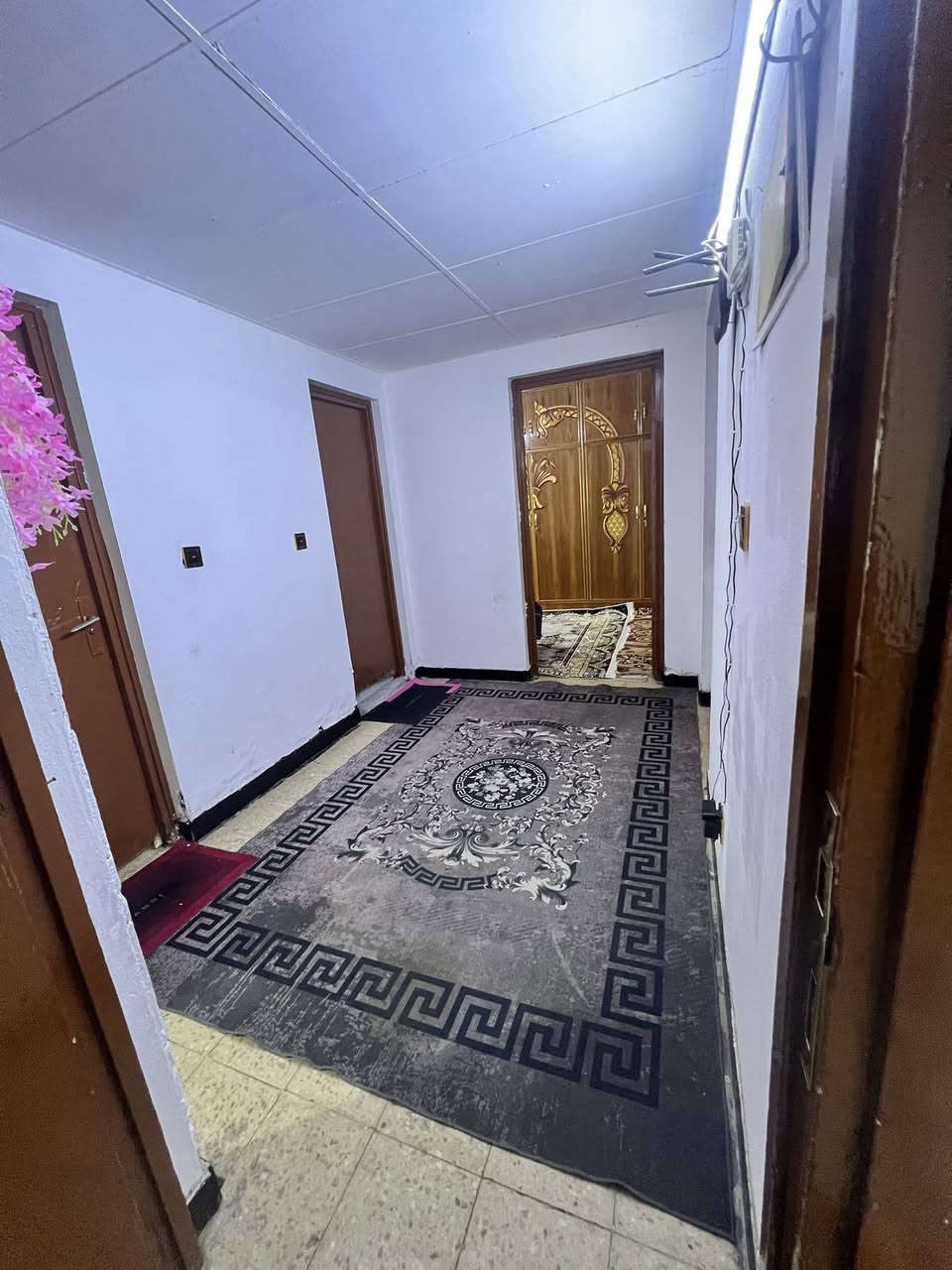 السلامً علكيم. شقة للبيع طابق ثالث محمودية
مجمع القادسية نهاية شارع السوك 
مقابيل الحولي  
الاستفسار الاتصال ***********
