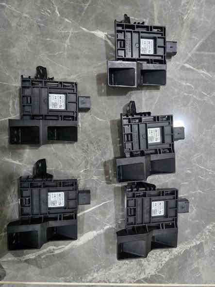 سلام عليكم 
وجبة رادارات بلسايد ٢٤-٢٥ 
امامي وخلفي ووسطي مع القواعد 
للطلب والاستفسار التواصل على الخاص 
تحياتي للجميع 🌷 
***********
