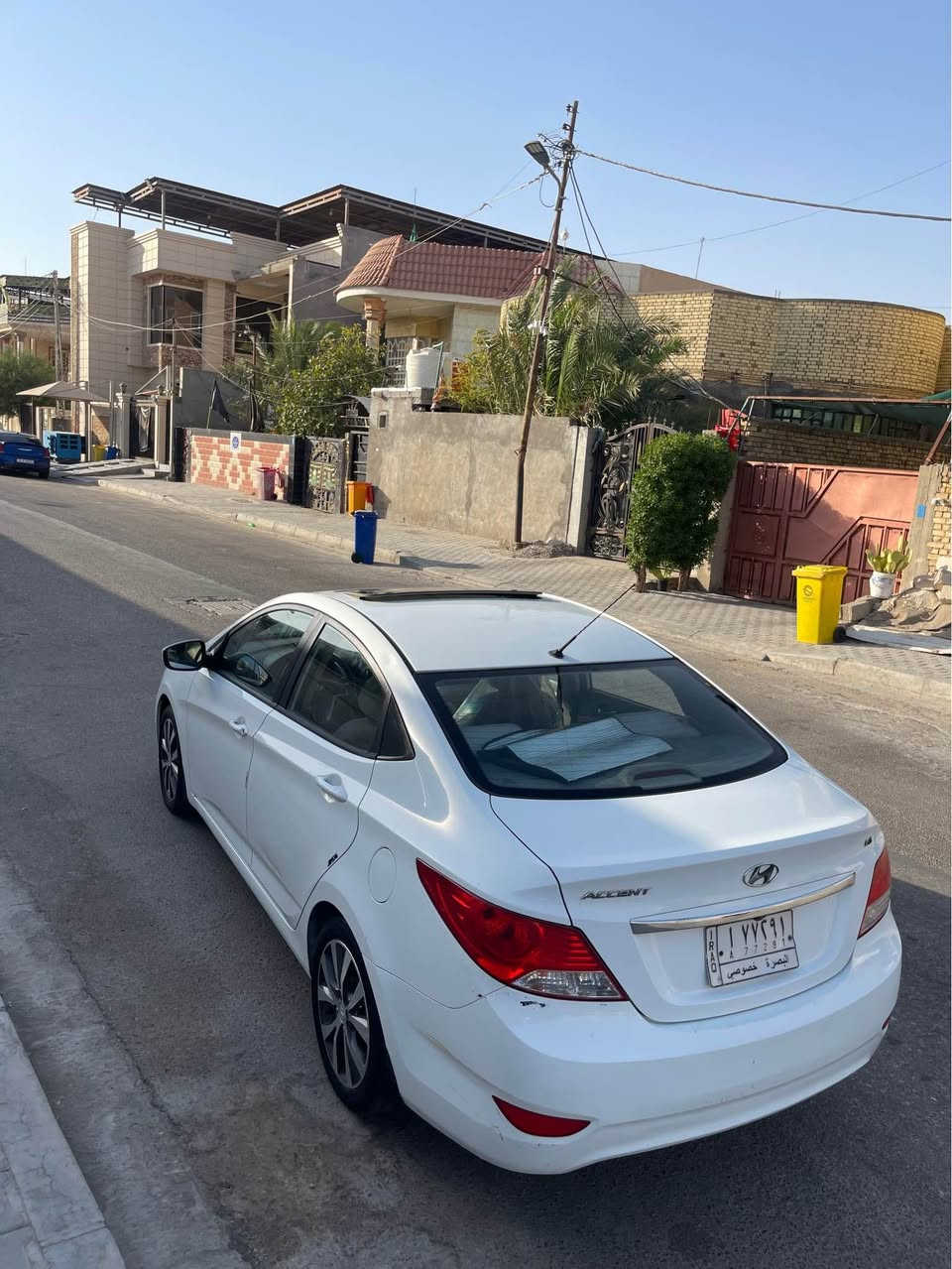 أكسنت 2015 خليجية محرك 1600 دوش سيارة فول مواصفات شاشة و كامرة خلفية و فتحة سقف ويل كب سيارة ماشية 76 الف بيها تبديل باب السيارة جاهزة تخم تاير و تبريد شغال و كفالة كير و محرك السعر 90 ورقة وبيها مجال للشراي رقم بصرة تحويل ثاني يوم رقمي *********** البصرة, العراق
