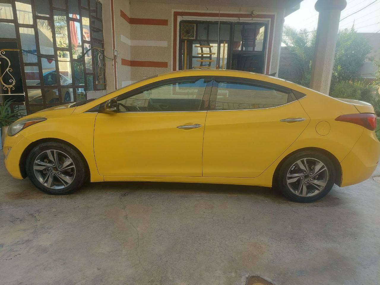 النترا ٢٠١٥ وارد امريكي رقم بغداد ضربتها جاملغ امامي فقط معمر نفسه صوره الحادثة بالمنشور مابيهة ضربة داخل العراق السونار موجود 
مكينة 1800 دوش  تنقص 
ليبل واحد كلشي بيها جديد صدر منظومة غاز جاهزة تبريد شغال لايت زنون
سعرها ١١٢ وبيها مجال لشراي
بالحقيقة احلى من الصور تحويل ثاني يوم 
مكان السياره بغداد - تقاطع النهروان 
***********
