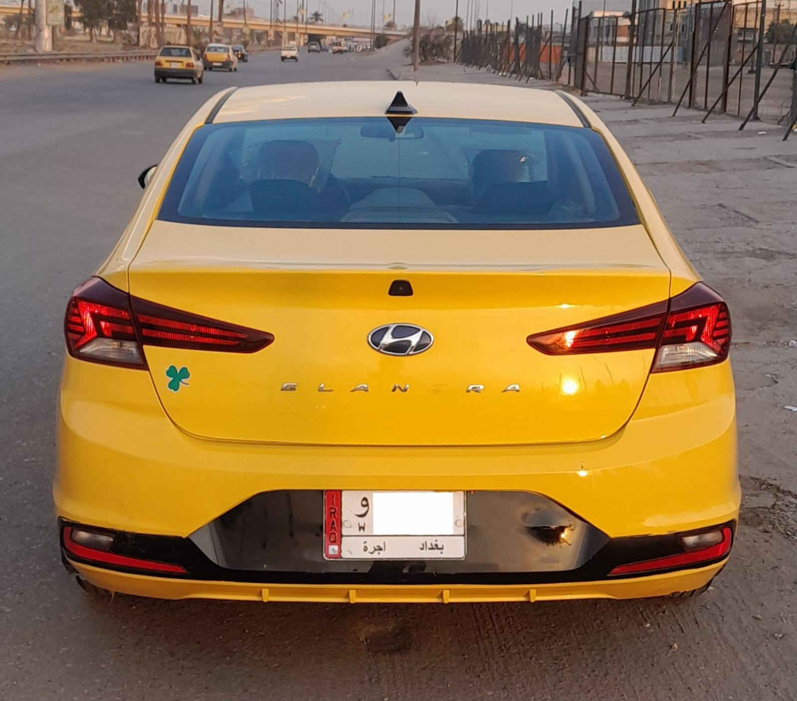 ....السلام عليكم
للبيع النترا وارد أمريكي . موديل ٢٠٢٠. رقم بغداد ألماني سنوية جديدة . مكينه ٢٠٠٠ دوش بيها منظومة غاز . كير اي تي .
حادثها حلو فقط جاملغ أيسر بدون دواخل .تبريد شغال ثلج . مواصفات نص فول . السعر ١٢٥$ وبيها مجال حك الجية 
العنوان بغداد الجديدة 
***********
