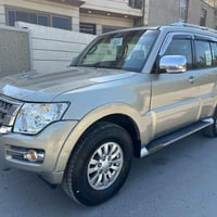 سياره باجيرو موديل 2010خليجي مواصفات نص فول محرك كير صدر تبريد تخم تاي...