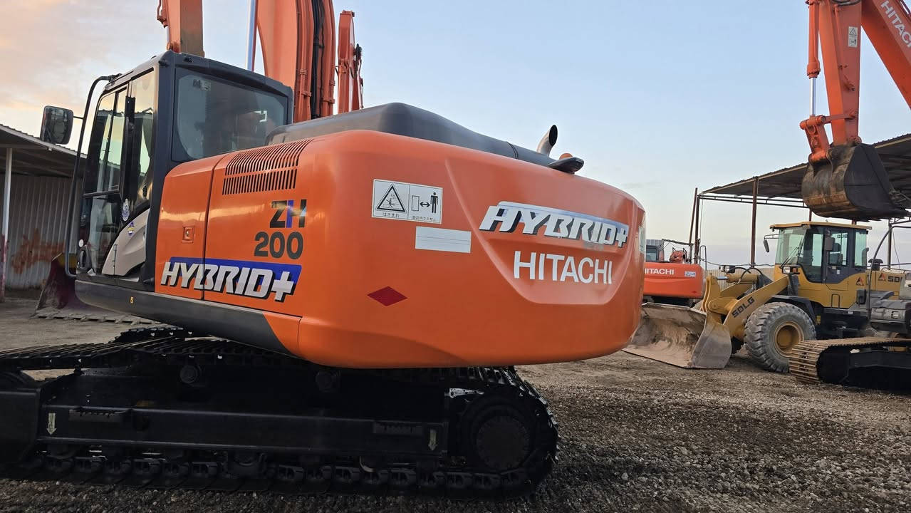 بسـم الله الـــرحمن الـــرحيــــٌم

#يوجد لدى معرض النجوم للاليات الثقيله كافه انواع واحجام الحفارات

دخول جديد                           
                                          
  فايف اي حجم -200-محرك   4V انجكتر 🎫

مكفول كفاله عامه ✅

موديل 2014                مكينه جديده كلش 

كلشي عله وضع الشركه✅           فقط لعشاق انجكتر 

العنوان المعرض.  بابل —الشوملي -طريق الحولي

 ***********
                             قاسم طرنان
