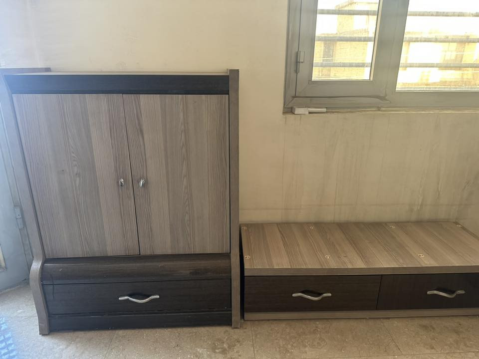 سلام عليكم غرفة تركيا غرفة نضيفة جدا فقط هاي ضربة مثل ما موضح بل صورة للبيع سعر خاص الاستفسار ***********

مكاني بغداد تقاطع النهروان
