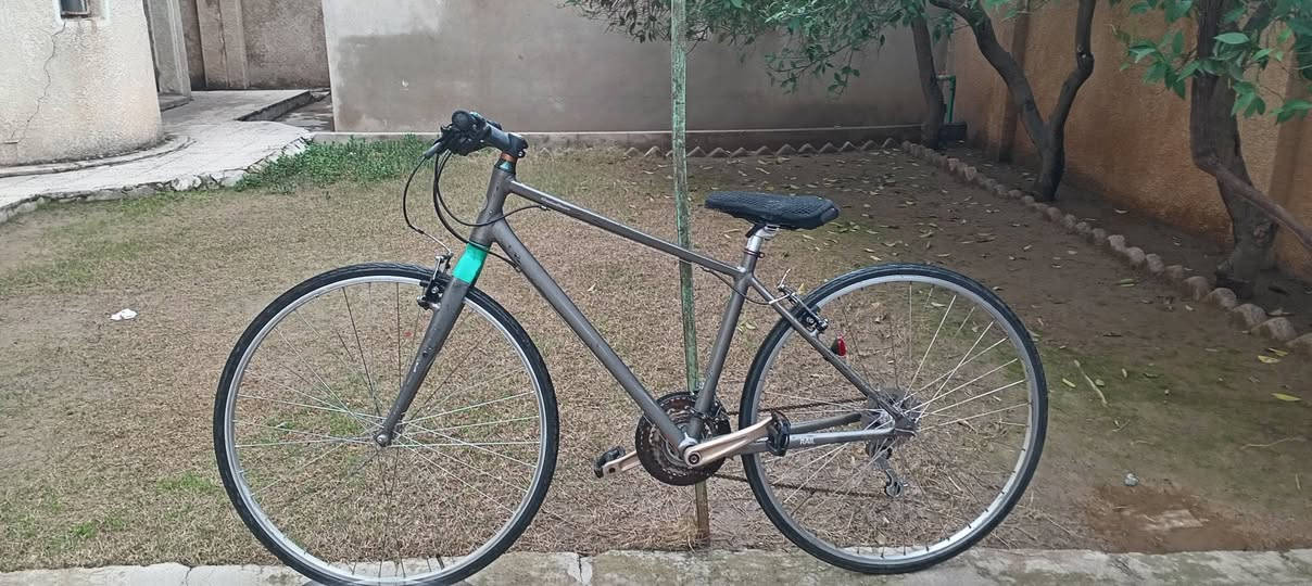 بايسكل c700
دبل كير امامي 3 نمر خلفي 8نمر
سعر 150الف او بي مجال
استفسار اتصل على الرقم
***********
