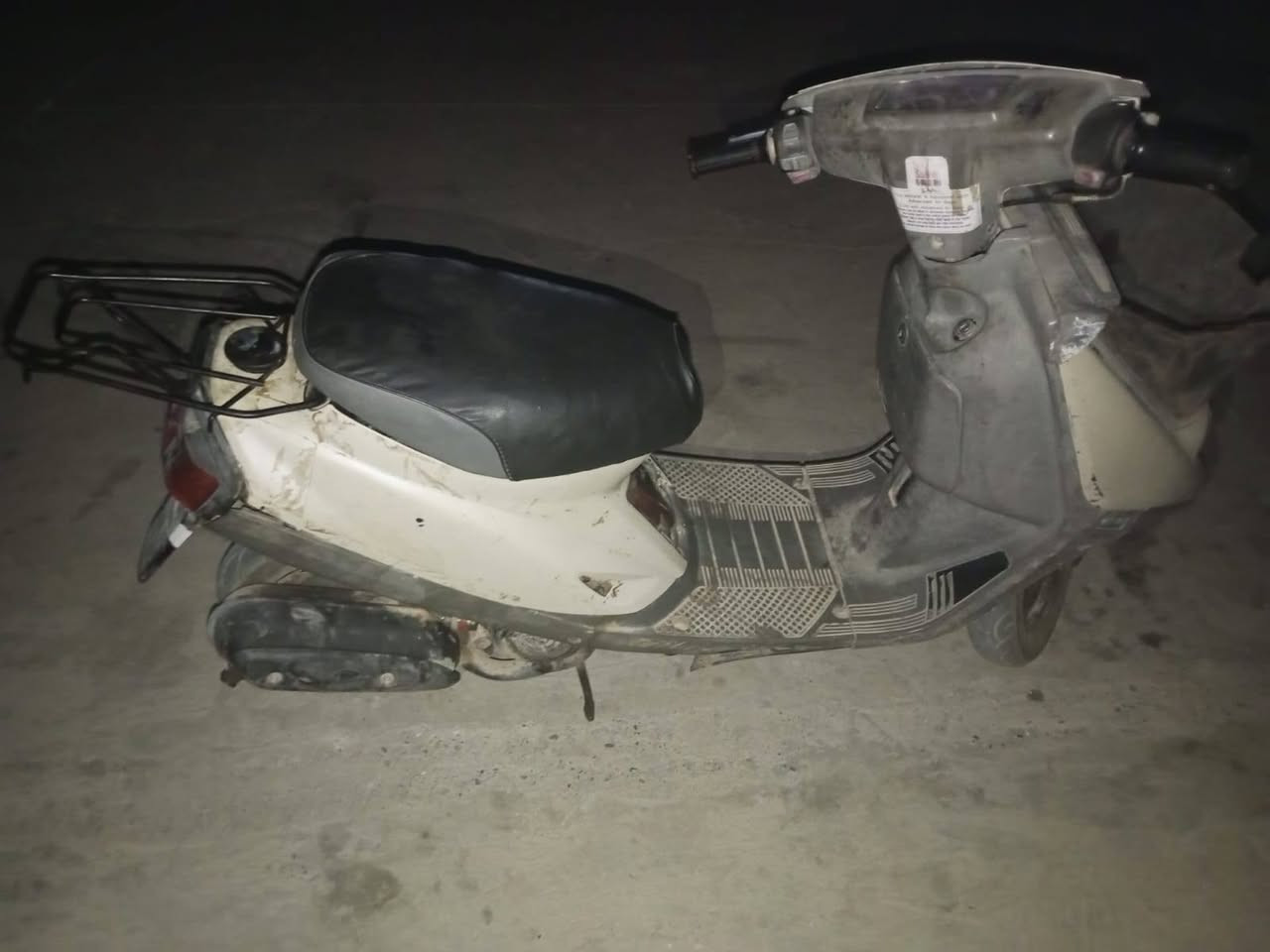 ياماها للبيع بسعر 150 وبي مجال
تجي تشغل وتطلع موطور نضيف تقريبا دبلات شغلات سلف اضن يعوزو بس باتري كهربائيات فقط بانري اضن


**إذا كنت صاحب هذا الإعلان وتريد حذفه لأي سبب، رجاءا أرسل رسالة إلى الدعم الفني**