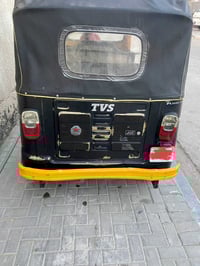 تكتك للبيع رقم وسنويه مديل 2021/11محرك مفتوح الكشره شوفت عينك أي معجون...