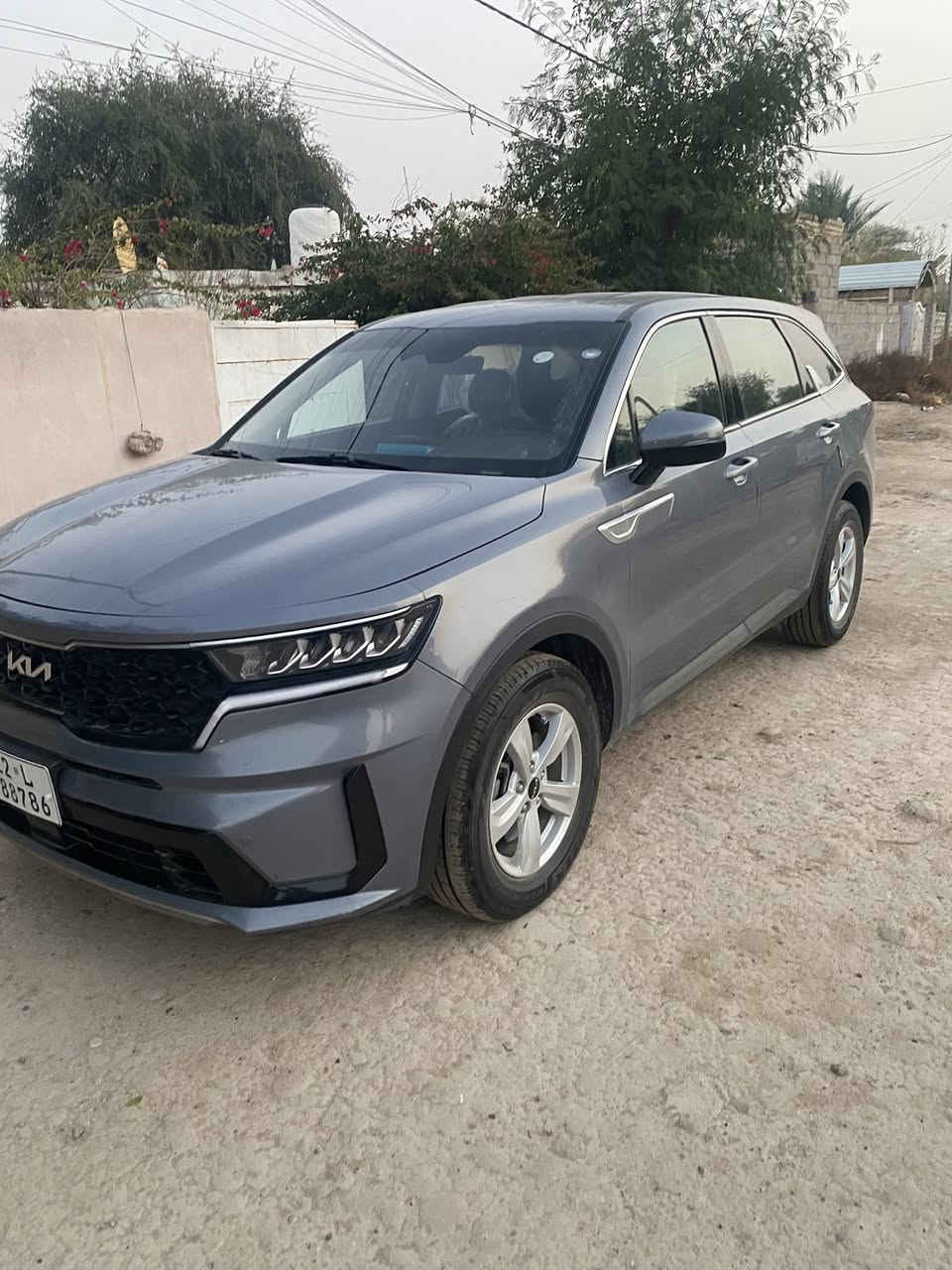 السلام عليكم سورنتو موديل 22 نص فول مكينه 4 سلندر بسمنا السعر 230 وبيها مجال سيارة جديده ماشيه 35 مامفتوح بيها برغي تخم تاير جاهزه من كلشي  وهاذا رقمي ***********  بابل الإسكندرية الإسكان الصناعي
