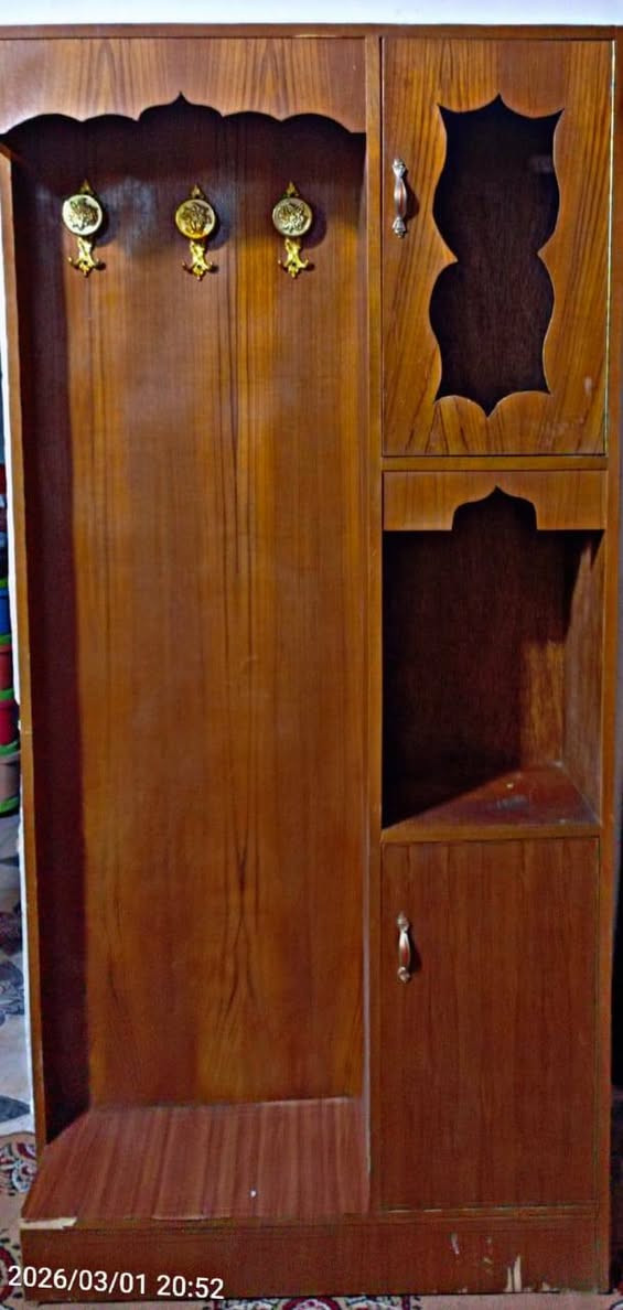 السلام عليكم
جربايه وزاويه للبيع شلع ب 140 الف وبيه مجال
***********
