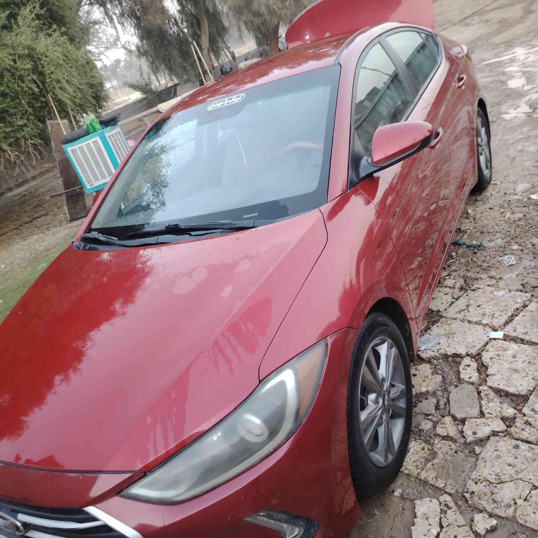 السلام عليكم اخوان ورحمه الله وبركاته النترا موديل 17 السعر 125  ***********
