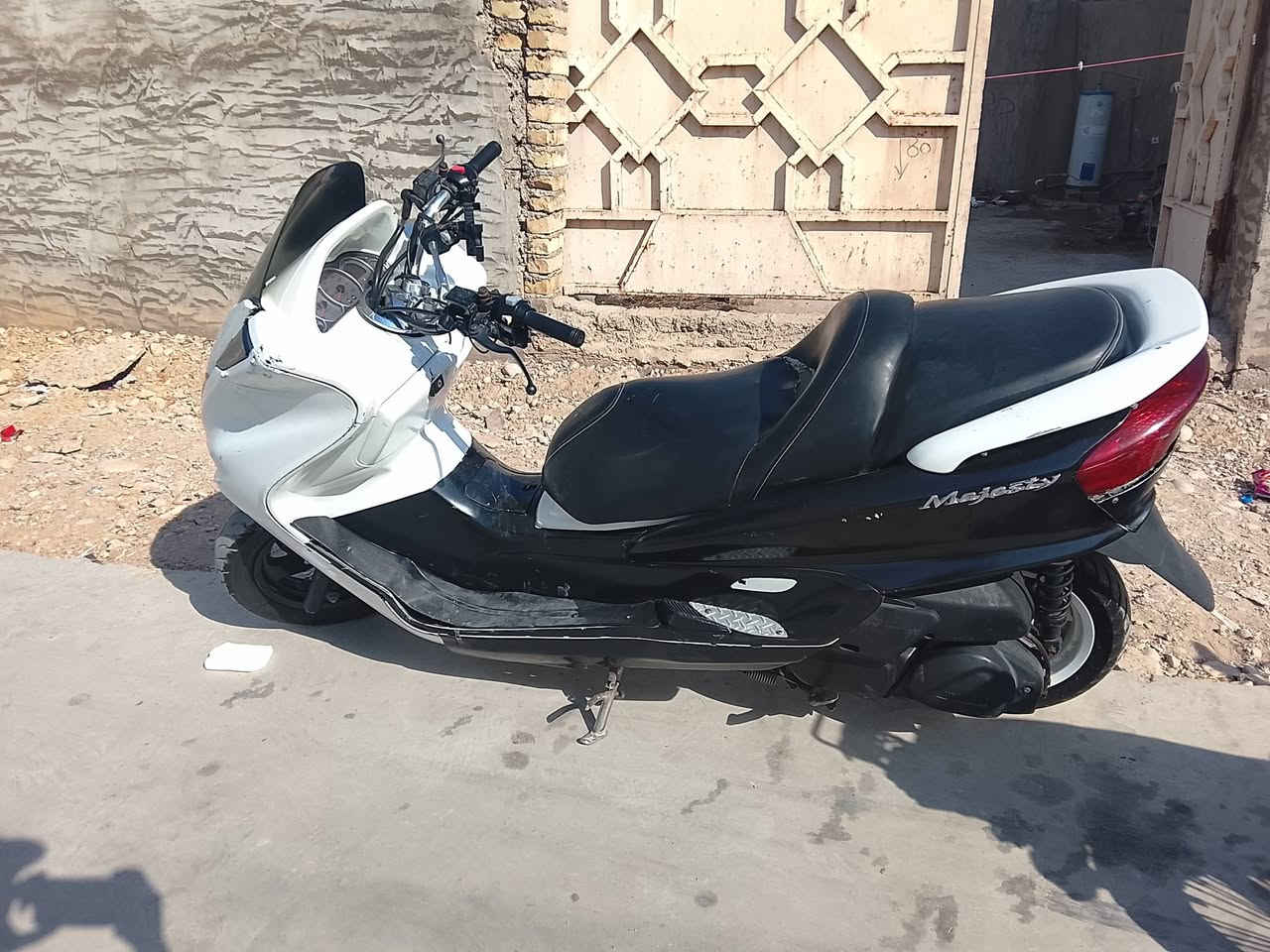 البیع مگینه. 250.اتماتیک.مدیل 2014 سعر 550 بی مجال مکان خانقین ***********
