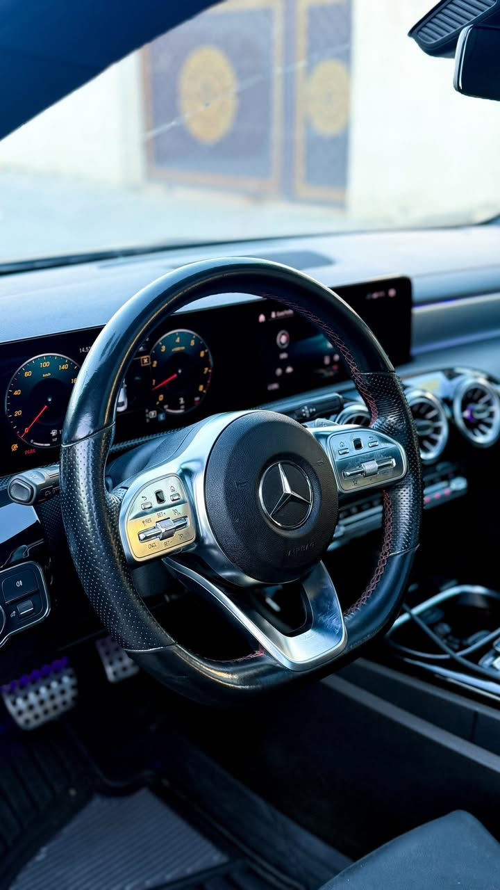 Cla 250
2022
الممشى 50 الف كيلو متر
حادث خلفي بدون دواخل بدون ايرباك
24500$ 

***********
واتساب
