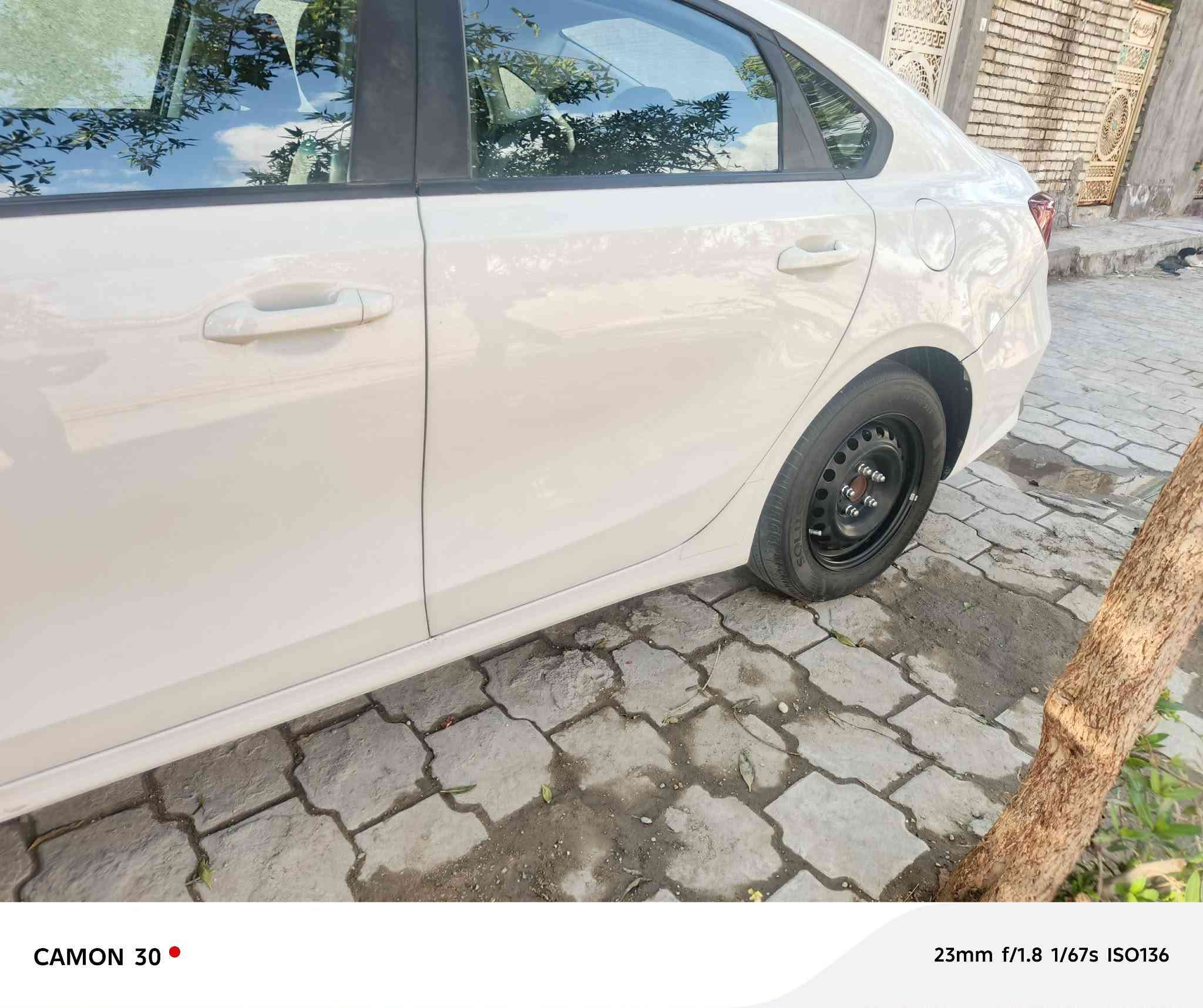 السلام عليكم
فورتي موديل 2024 امريكي دخول جديد مبدل بيها بنيد وجاملغين وطخه بل جاملغ الخلفي كامله بيها نقص فقط تبريد  المكان بغداد 130 وبيها مجال للاتصال *********** الحاج ابو ديار
