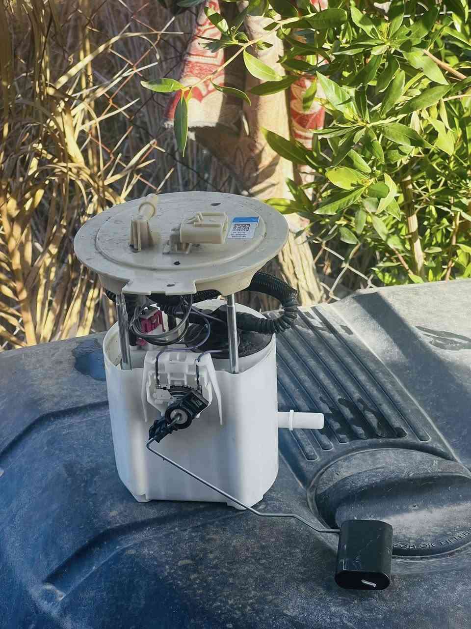 السلام عليكم قاعده فيتبم 
جيب + دورنگو  اصليه أمريكيه بلاديه بدون نقص السعر١٠٠ الف
***********
