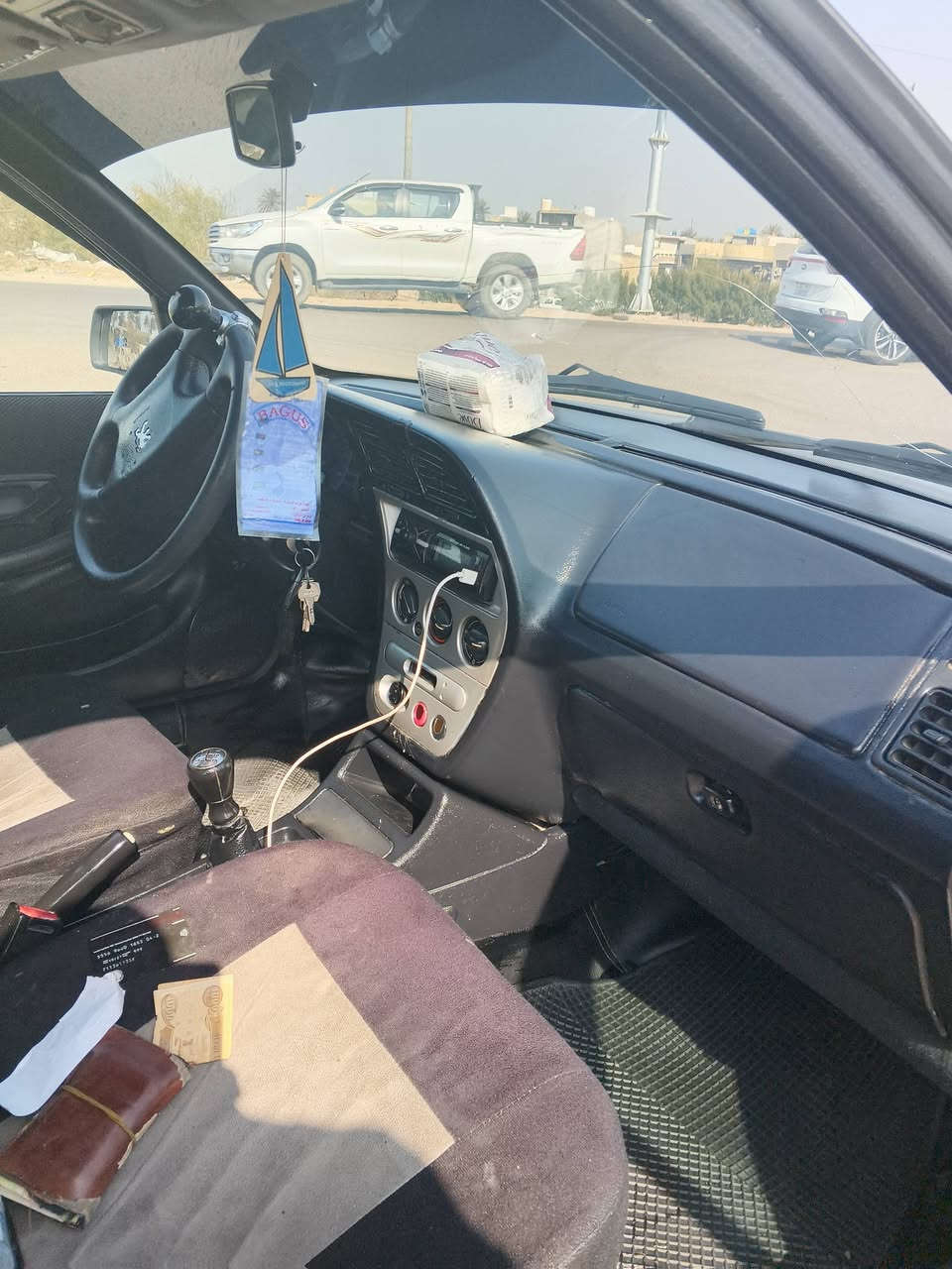 السلام عليكم
للبيع بيهه قطعة وحدة صبغ الجاملغ الخلفي ورة السايق 
جاهزة عدا الدبلات الخلفية
تبريد ويه السويچ 
منظومة زنون
سعرها ٤٥ وبيها مجال حك الجية 
مكانهه بغداد قرب الجزيرة السياحية
***********
