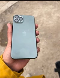 آيفون ١١ برو • ٢٥٦ • فيس ايدي واكف