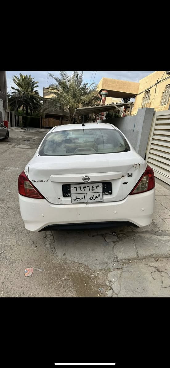 للبيع سني 2019
ماشيه 190 الف
السعر 90 وبيها 
للاتصال
***********
