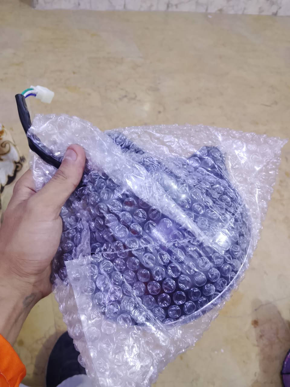 مازدة مال دايوان ترهم بوكسر للبيع جديدة وكلش قوية هيه ولايتهة قيم وخذ بليرضي الله مكان بغداد العبيدي ***********
