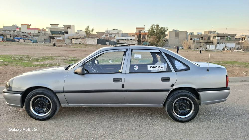 ***********///***********
شوێن: چەمچەماڵ     نرخ: 44
کۆبۆنی بەنزینی لەگەڵە
اۆپڵ مۆدێل 1993 مەکینە18گێڕعادی
سەنەوی تازە بەسەرچوە
ڕەقەم ئەڵمانی
بێدەعم و بێخیاس
هیلال و دۆسەی بیلادە
سەقف سڵایتە كيفري, ديالى
