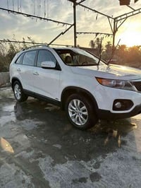 سلام عليك سورتنو موديل 2012 فول موصفات  07803366942