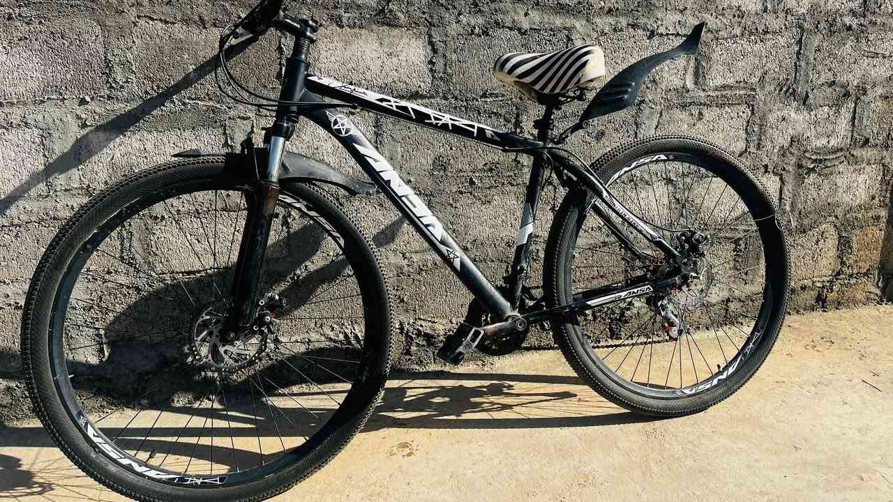 بايسكل للبيع حجم 29 سعر 100وبي مجال


**إذا كنت صاحب هذا الإعلان وتريد حذفه لأي سبب، رجاءا أرسل رسالة إلى الدعم الفني**