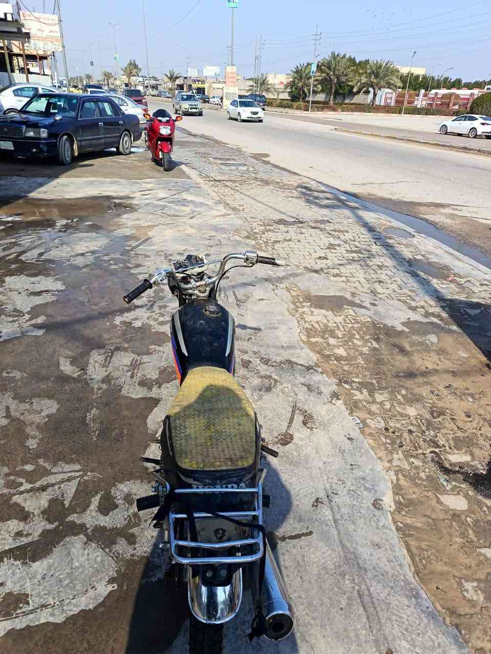 السلام عليكم دراجه للبيع مال كسبه كلك موديل 21 شغاله تمشي كل شيء ما بيها سعر 175مكاني نجف شارع المطار الجديد  للستفساؤ ***********
