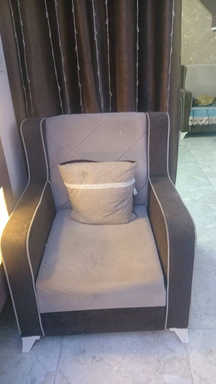 سلام عليكم عندى تخم عشر مقاعد جوزي وبيجي نظافه ٧٠ بلميه ب٢٥٠


**إذا كنت صاحب هذا الإعلان وتريد حذفه لأي سبب، رجاءا أرسل رسالة إلى الدعم الفني**