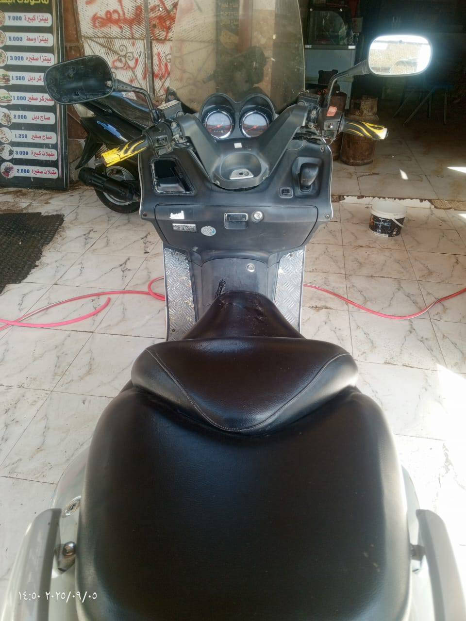 سلام عليكم دراجة فورزةالبيع كلشي شقال بيها دراجة مامفتوحة بس طفت مفاجئة ماعرف شنو العطل دير بس ماتشتقل ابيع كوم حديد سعر ٣٠٠الستفسار ***********
