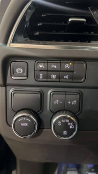 للبيع: تاهو LS موديل 2025 رقم بغداد مكفولة كفالة عامة  الممشى: صفر كم ...