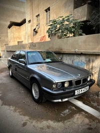 بي ام 525 مسكر اوتو موديل 91 رقم بغداد الجديد هزه جديده مصبوغه عام للج...