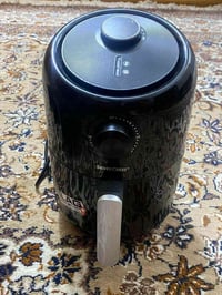 قلاية هوائية • ٣لتر • نظيفة