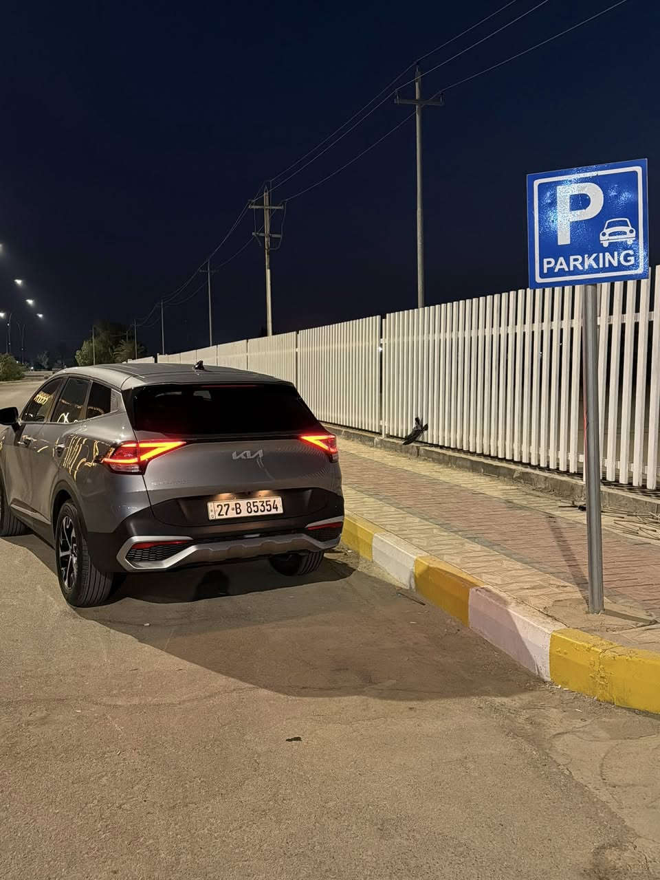 السلام عليكم
للبيع كيا سبورتج مديل 2024 وارد امريكي فول مواصفات ماعدا البانوراما حادث جاملغ وبنيد بدون دواخل ماشيه 30 الف فقط رقم ذي قار شهداء مرقم وكامل جاهزه للأخير العنوان ناصريه مركز  للاتصال على الرقم التالي ***********هـ
