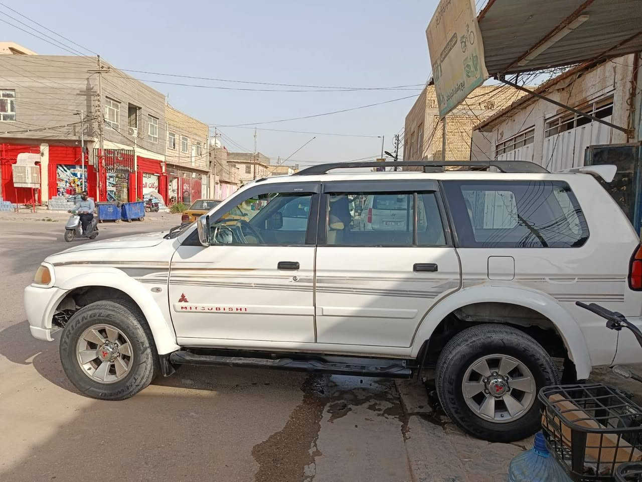 للبيع مستبوشي ناتيفا  ياباني سبورت٣٠٠٧
رقم بغداد دولي باسمي
مكان السيارة كربلاء 
دفع رباعي لو كير
محرك ٣٠٠٠
٦سلندر
تبريد شغال ثلج
محرك ڤي × ابلادي 
دواخل نظيفة
كشر بي صبغ تلث قطع اجراد بدون حادث 
سيارة مكفولة كير ومحرك مالت جناي وخير من الله سبحانه وتعالى. 
الشراي يتفضل يتصل. 
بيع فقط 
للاستفسار ***********
السعر ٩٥
