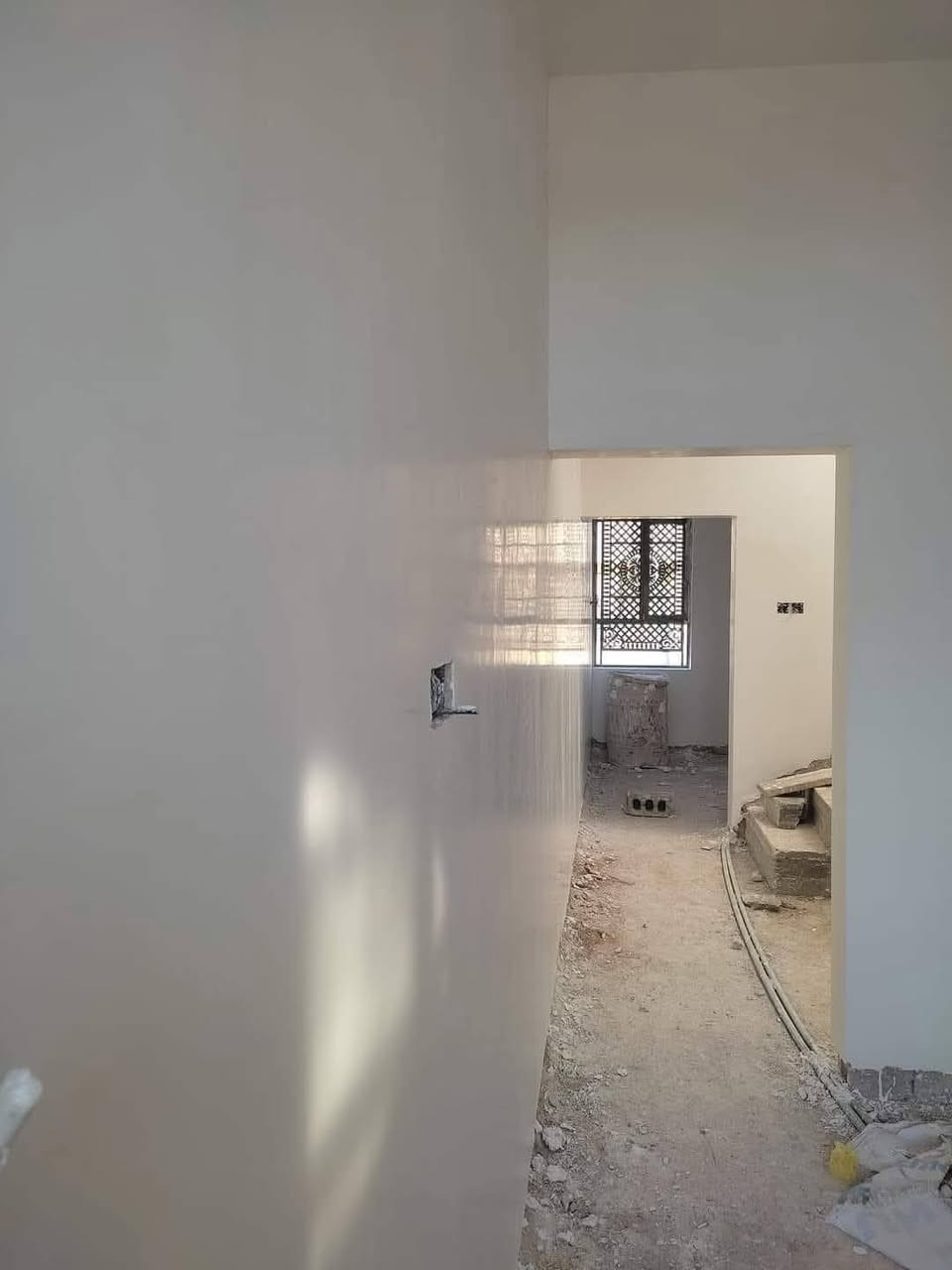 👷كادر لبخ متـفـرغ حالياً 
⚒️ نعمـل بـ'المتر والمقطوعه 
📐 نعمل بأحدث الطرق المتميزه
📏 سمـنت + جراره + سقل + مساطر تصفير جدران
🌓 جـص + بـورگ
🛠️ تقشيـر جدران وإعادة ترميمه
⚪ نثـر واجهات وأسيجه
اشراف مهندس دقه. تنفيذ. مصداقية والتزام في العمل فقط كربلاء الاتصال ***********
***********
***********
