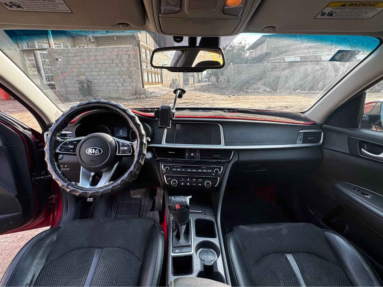 للبيع للبيع 
كيا اوبيتما 2019 وارد امريكي رقم بصره باسمي تحويل ثاني يوم
فول مواصفات ماعدا البانوراما S 
حادثه مدكر خلفي مثل ماموضح بالصوره
محرك 2400 جي دي اي مامفتوح 
السعر 140 وبيه مجال 
العنوان البصره القرنه ***********
مكلف بالنشر البصرة, العراق
