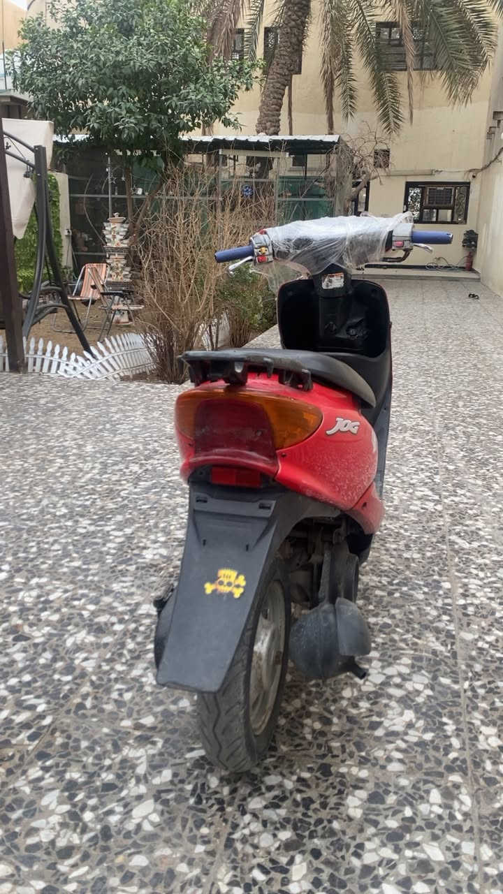 السلام عليكم عصفوريه للبيع دراجه نضيفه وكامله مكمله سلف كهربائايات عداد كله شغال مكينته بل جيس سعر ٢٥٠ وبيها مجال رقم *********** مكاني بغداد المنصور
