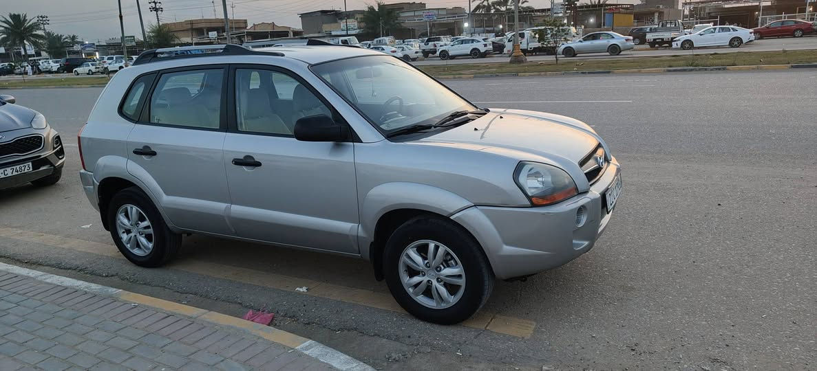 السلام عليكم
توسان موديل 2009 خليجي رقم اربيل كفاله عامه عده الدعاميات صبغ فقط داخل شركه محرك 2000 كير كشر تدفئه تبريد داخل بيجي كله شركه كفاله عامه العنوان واسط قضاء العزيزيه السعر الاتصال ***********
