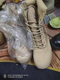 أحذية • أمريكية • للبيع