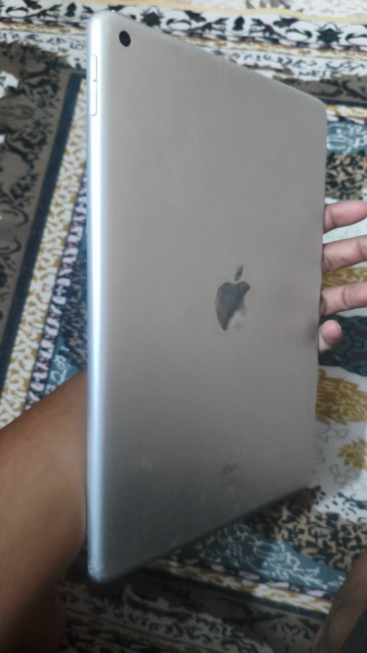 ايباد 9 نضيف الجهاز  الجهاز بصمته عطلانه  وبي كسر بل كلاس بسيط وباقي تفاصيل بل خاص سعره كلش مناسب175


**إذا كنت صاحب هذا الإعلان وتريد حذفه لأي سبب، رجاءا أرسل رسالة إلى الدعم الفني**
