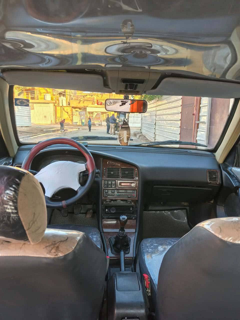 سلام عليكم بيجو بارص 2015 نضيفه فقط بس الكشر بي جراد يرادله بوليش ول دوسات بيهن خياس السعر ب 42 وبيه مجال للشراي هيه وغرامات مصفره مكان بغداد التاجي ***********./اذا اكو مراوس بسايبه12 ويطي فرق عادي
