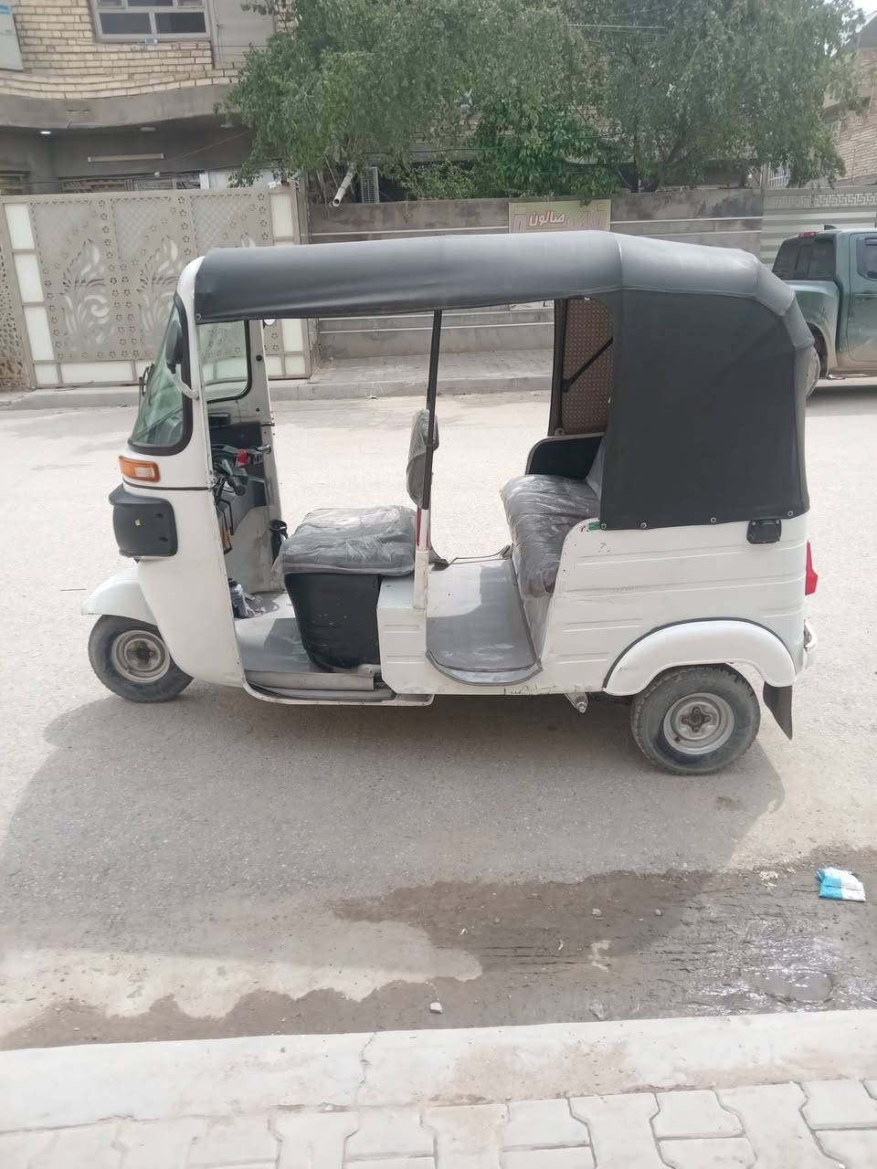 ***********
تكتك للبيع ٢٠ شهر ١٢ رقم سنويه
التكتك بلاديه بس دوس معمره
بغداد الشعله
