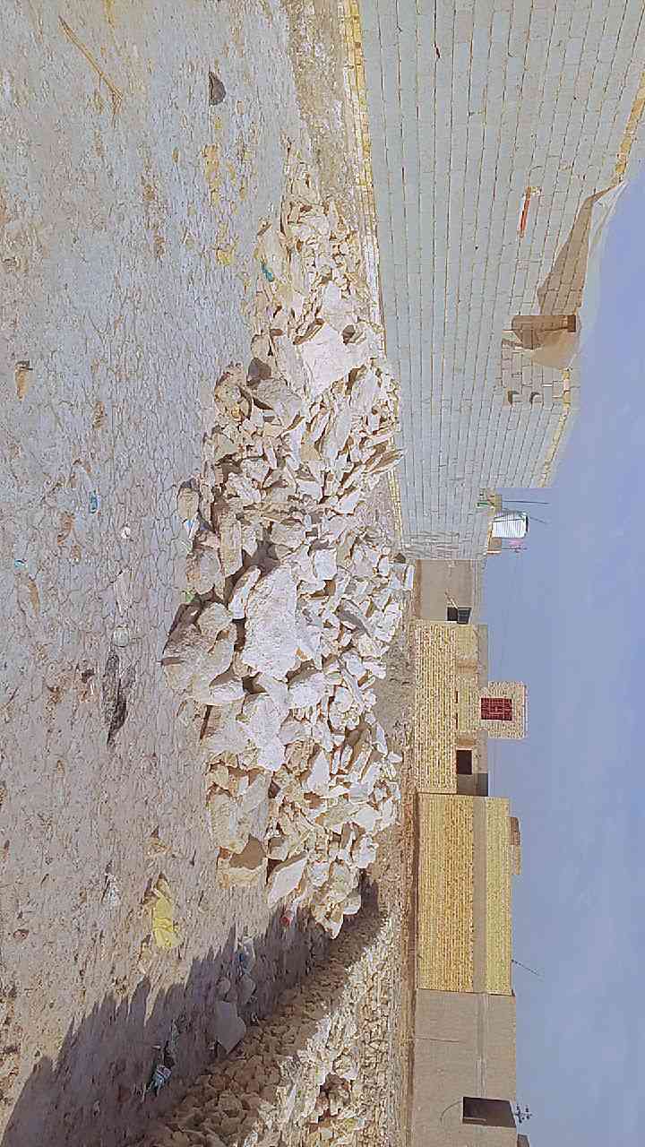 اربع لوريات حجر للبيع ابو صريفه السعر خاص ***********
