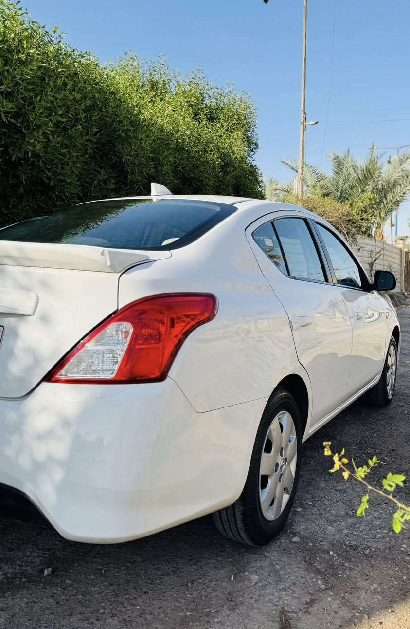 للبيع نيسان سني هندي موديل 2024 السياره كفاله عامه لاصبغ ولا بارد على وضع الشركه ماشيه 27 الف سبير منازل عنوان بغداد الرصافه 
***********
***********
