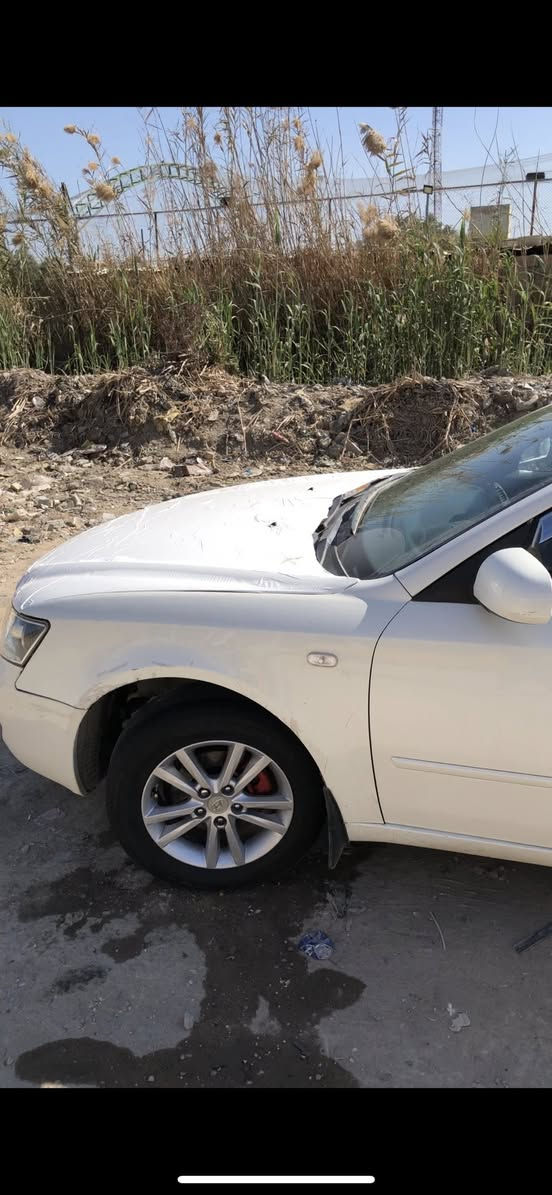سلام عليكم سوناتا خليجي 2006 اربع سلندر وقم بغداد انكليزي محرك 2400 كير عادي مكينه وكير كفاله تبريد شغال راعيه جيراني سنويه 2030 السياره بيه 3 قطع صبغ بدون دواخل ***********اذا اكو مراوس ب6 سلندر حسب القناعه بابل محاويل
