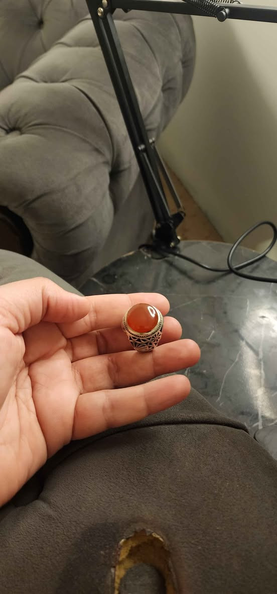 العقيق الاحمر اليماني الطبيعي 💯💯
صياغة يدوي ثقيل توقيع ( عباس ع)
قياس الخاتم ٢٥ بغداد, العراق


**إذا كنت صاحب هذا الإعلان وتريد حذفه لأي سبب، رجاءا أرسل رسالة إلى الدعم الفني**