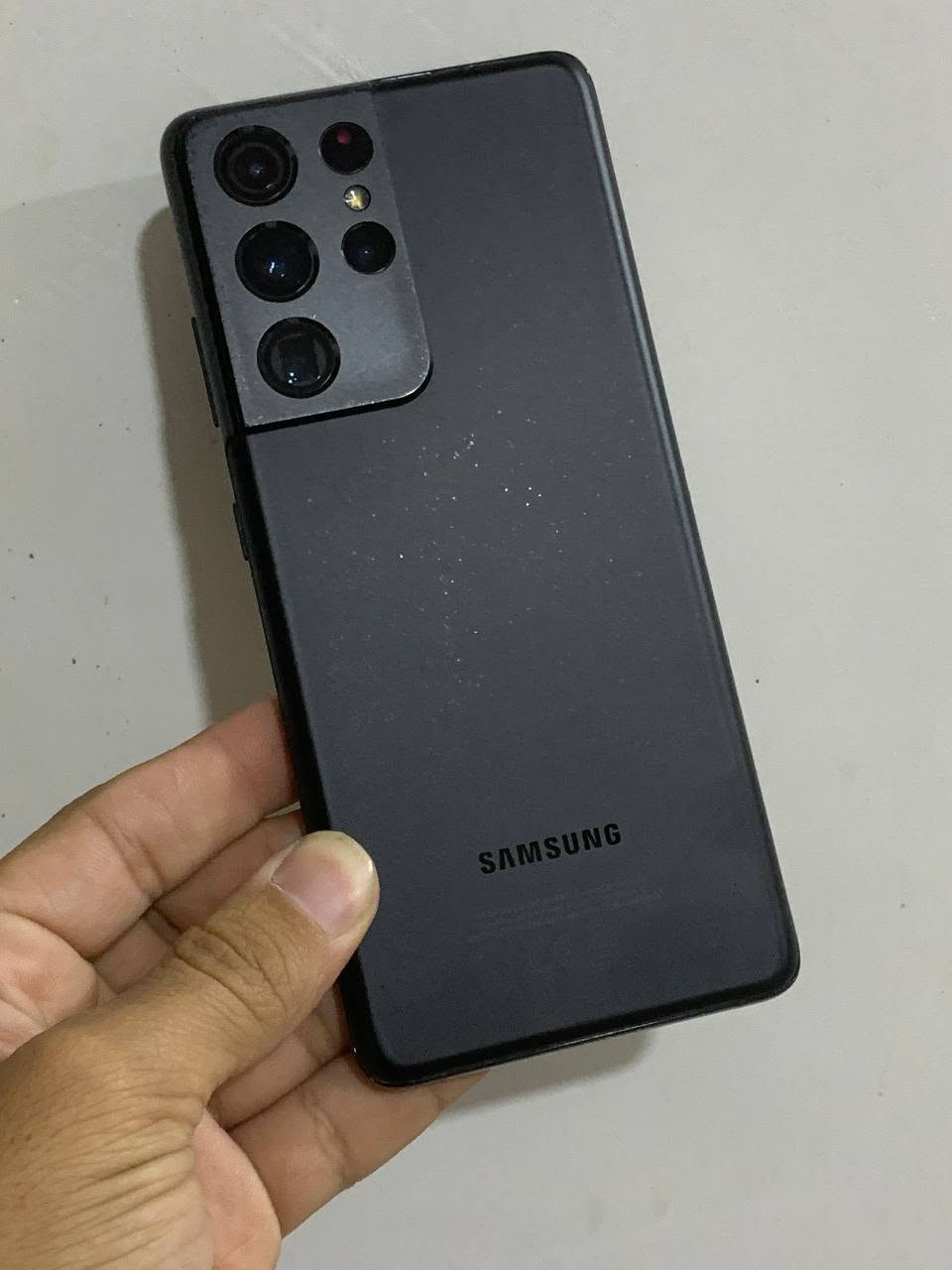 السلام عليكم 
للبيع: Samsung Galaxy S21 Ultra 5G - 256GB - 8GB RAM
شرق اوسط
- معالج قوي 
- ذاكرة 256GB + رام 8GB
- الجهاز نظافة 90% مثل مموضح بلصور لا مفتوح ولا مبدل بي شي
دبل سيمكارت + داعم eSim
بدون غراض
الكاميرا 📷 / خلفية رباعيه 108 + 12 + 10+ 10ميكابكسل
الكاميرا الاماميه/ 40 ميكابكسل
البطارية 🔋/ 5000 مللي أمبير

 للبيع او المراوس

السعر 400


**إذا كنت صاحب هذا الإعلان وتريد حذفه لأي سبب، رجاءا أرسل رسالة إلى الدعم الفني**