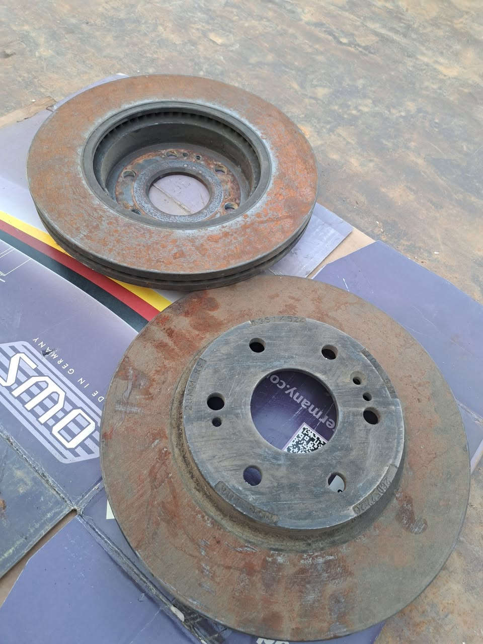 سلام عليكم  فلنجات تاهو ماعرف ياموديل للبيع عنوان بغداد
***********
