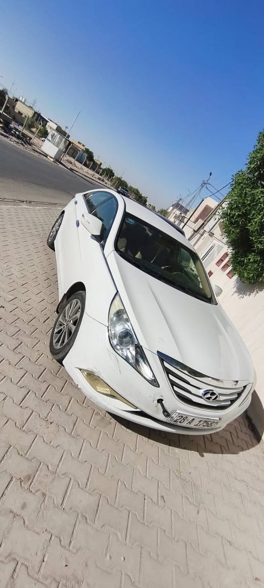 للبيع نقد
محرك ٢٤٠٠ دوش الشركة العامة 
 منظومة تبريد جديدة نقص بس غاز 
كشن كهرباء  شفتات  كامرة حساسات خلفية مري شفط 
بيها جاملغ امامي بارد وباب مبدل ودعاميه امامية مبدله ابيض صدفي 
رقم انكليزي  28 نجف ماشية  240 الف
السعر 112 وبيها مجال 
مكاني بغداد تقاطع درويش 
  للتواصل ***********
