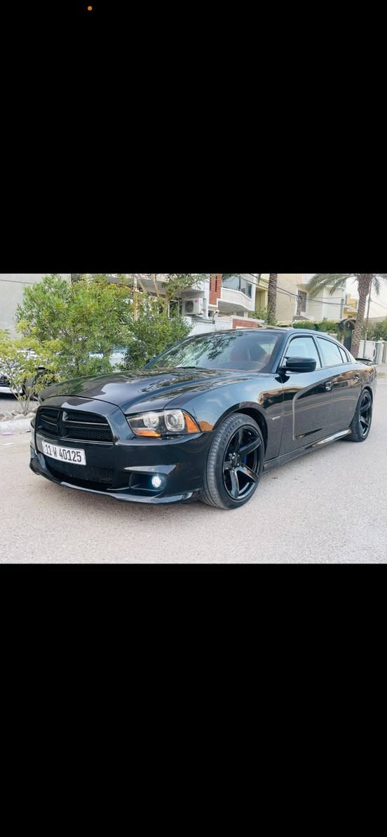 السلام عليكم
جارجر 2014  🖤 
                                                                     R/T5700 
رقم بغداد هزه وسنوية جدد 
مواصفات فول عدا الفتحة 
١- شاشة كبيرة + كامره 
٢- كشنات كنتاره + كهرباء 
٣- تبريد قطعتين 
٤- كشنات تدفئة وتبريد 
٥- محرك 5700 
٦- حاملة اكواب حار بارد 
باقي مواصفات المعروفة 
 محرك وكير بوضع الشركة ماشية 80 
بية صبغ  جاملغ امامي فقط + تبديل بنيد الباقي مكفول 
مكانه :- بغداد 
السعر:- 144 بي مجال 
***********
