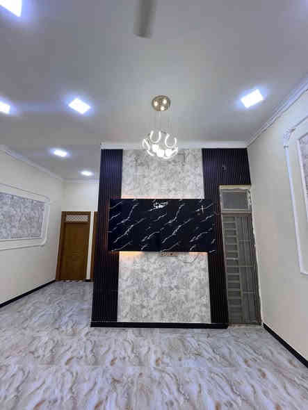 عرض مميز جداً 
#دار_سكن_للبيع_البناء_حديث
مساحة الدار 350م على شارع 12م تبليط
سعر #مناسب حسب الترتيب والمساحة
في أبي الخصيب مقاطعة كوت الحمداني
قرب محكمة القضاء الأعلى لإبي الخصيب
الدار #يقع ضمن مجمع سكني متميز 
#طابو صرف زراعي المالك عراقي 🇮🇶
#المحتويات :: كراج واسع حديقة بواجهة الدار 
مجمع صحيات خارجي خاص بالضيوف مع حديقة
للدار #مدخلين / مدخل كلدور ومدخل على المطبخ
كلدور وأستقبال واسع ومطبخ حار + مطبخ بارد
صالة واسعة / مع ثلاث (3) غرف منام واسعة 
#تصميم الدرج بقمة التميز مع أختيار المحجز 
……..
#السعر_المطلوب:: 148مليون قابل للتفاوض
……..
الدار افضل من التصوير / والكلام مختصر بالشرح
……..
نستقبل جميع العروضات العقارية .
…….
#للأستفسار :: ***********
